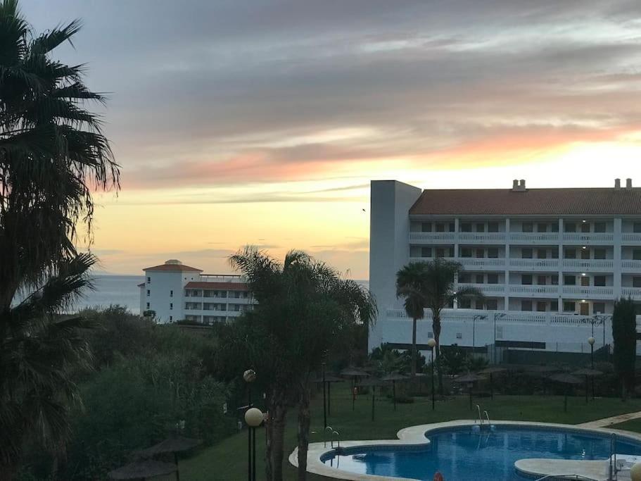 Ideal Apartamento Manilva Playa Exterior foto